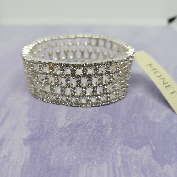 NWT Vintage Monet Silver Tone Crystal Rhinestone Chunky Stretch Bracelet - Picture 2 of 8